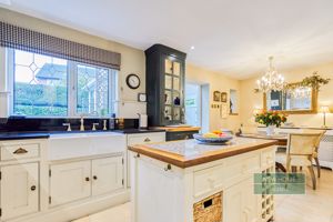 Photo 22- click for photo gallery